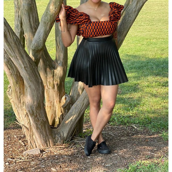 Crop top - Picture 3 of 6